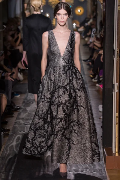 Look 38